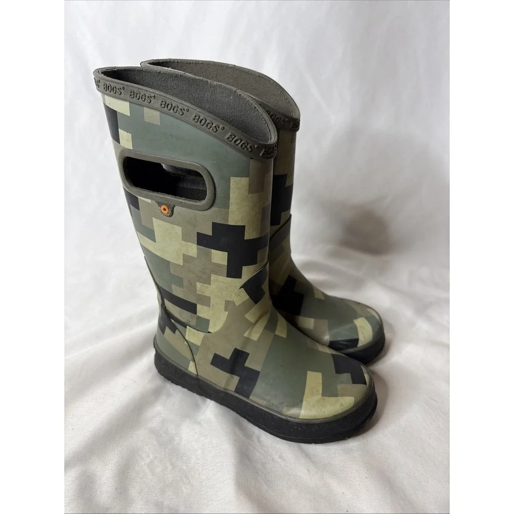 Bogs Kid's Rain Boots Pixilated Green Camo Waterproof 72996-343 Size 13 Gorpcore
